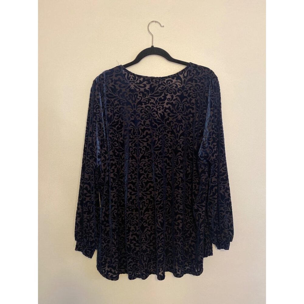 Karen Kane 2X Navy & Black Floral Burnout Velvet Long Sleeve Blouse - Picture 6 of 6
